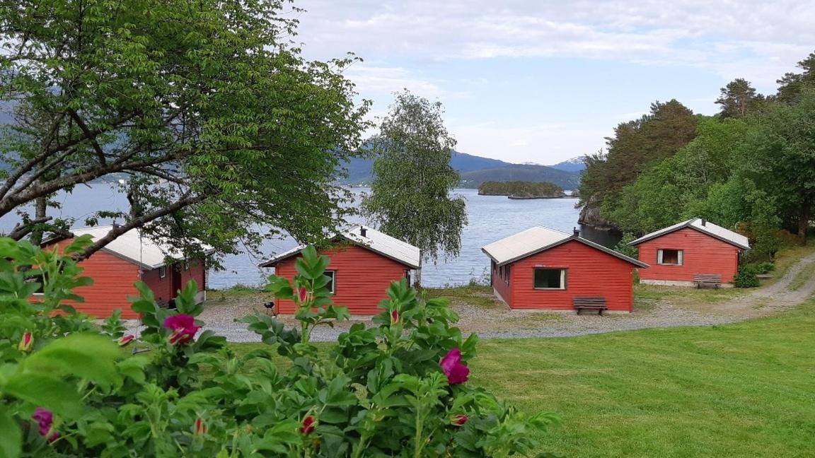 Teigen Leirstad, Feriehus Og Hytter Eikefjord Exterior photo